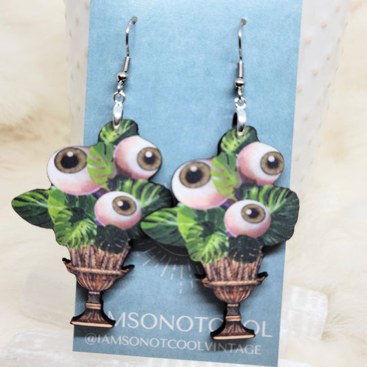 Eyeball Bush Wood Earrings Single Side